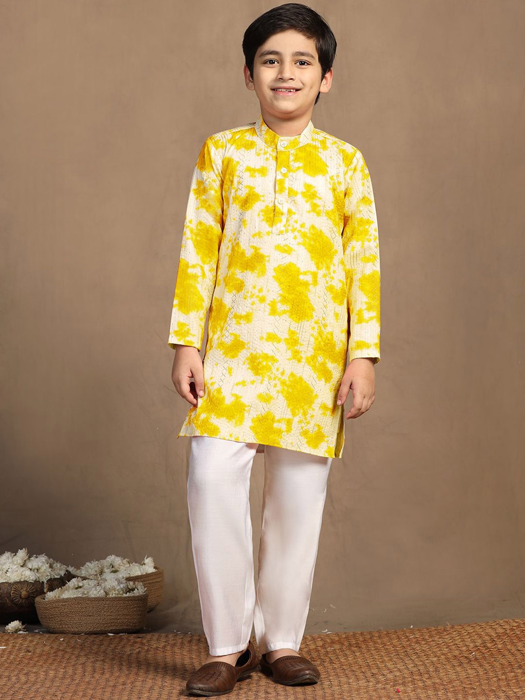 

BAESD Boys Abstract Dyed Band Collar Sequinned Straight Holi Kurta With Trouser, Yellow