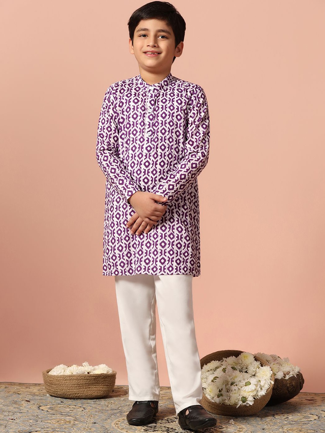 

BAESD Boys Geometric Printed Band Collar Straight Kurta With Pyjama, Purple