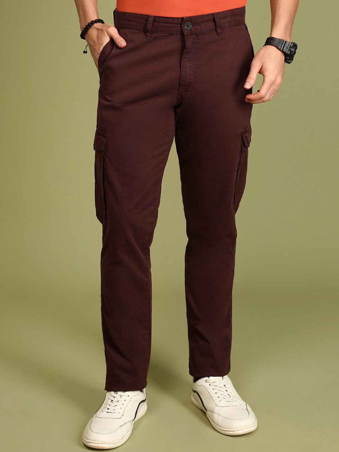 

Urban Dog Men Mid-Rise Cargos Trousers, Coffee brown