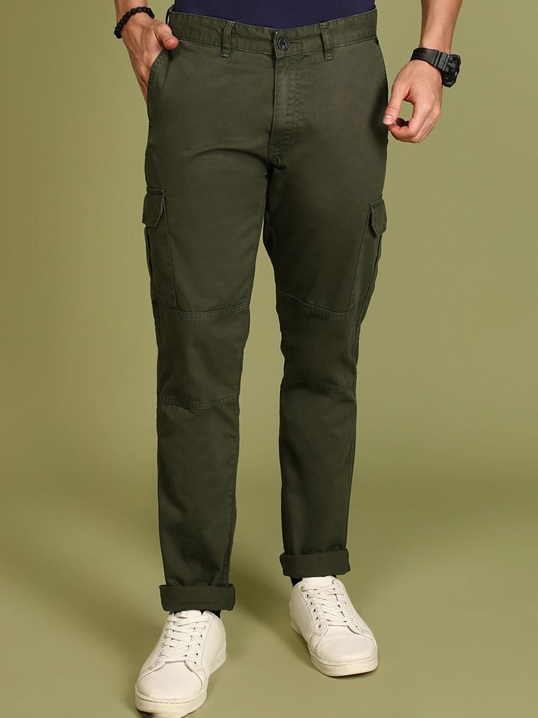 

Urban Dog Men Cotton Cargos Trousers, Green