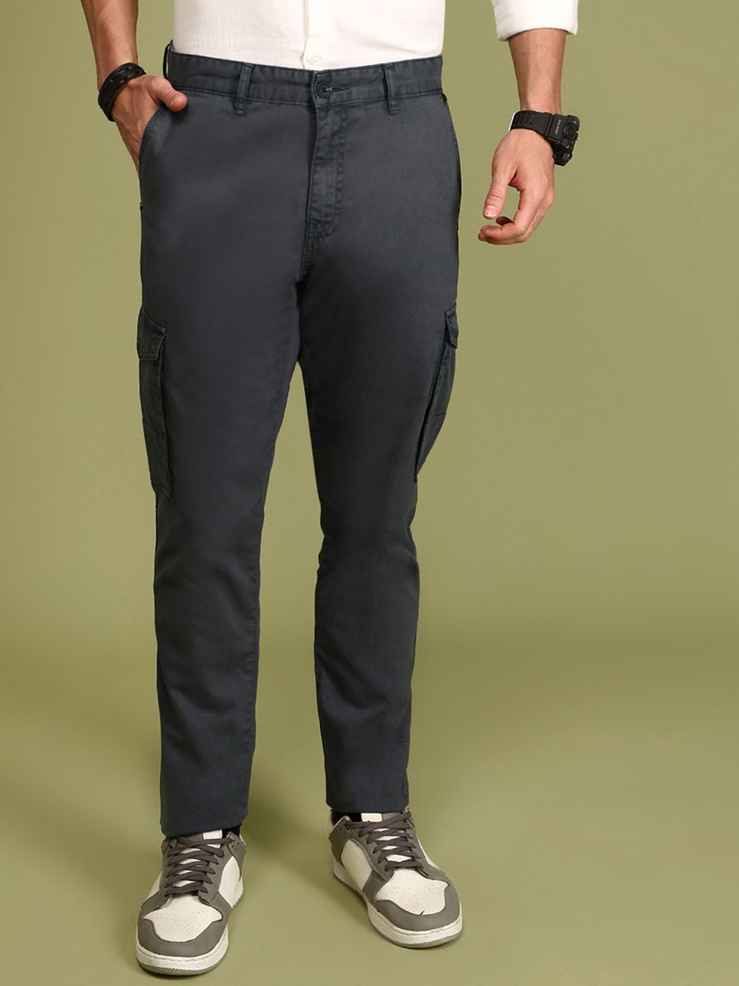 

Urban Dog Men Regular Fit Cotton Cargo Trouser, Navy blue