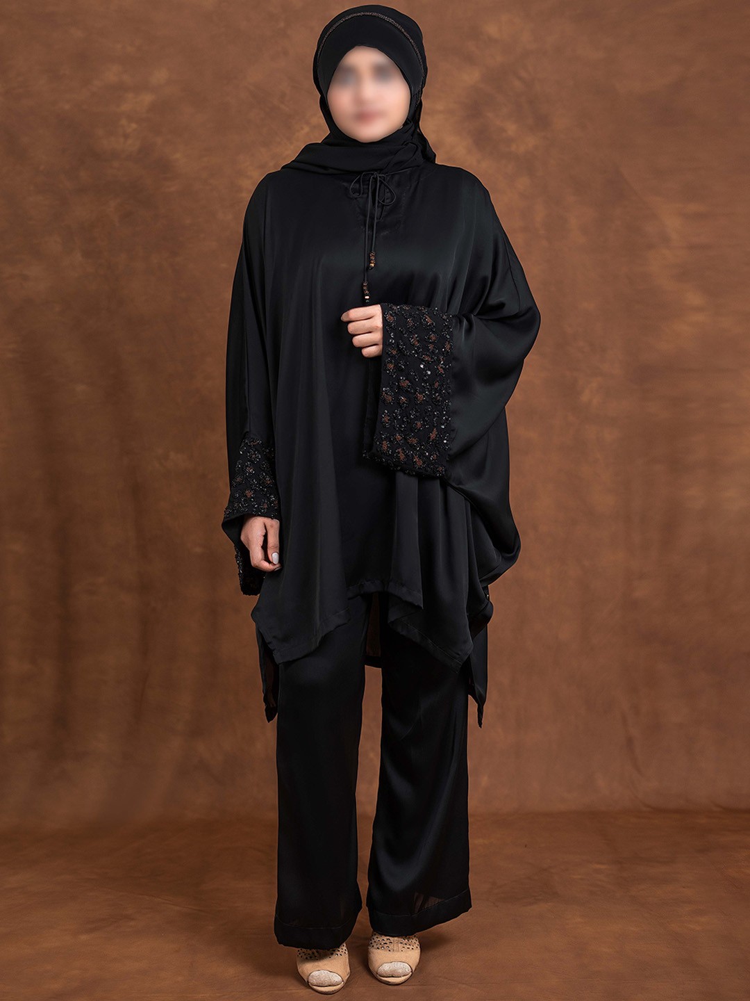 

Demure by shiba Tie-up Neck Round Neck Tunic With Palazzo, Black