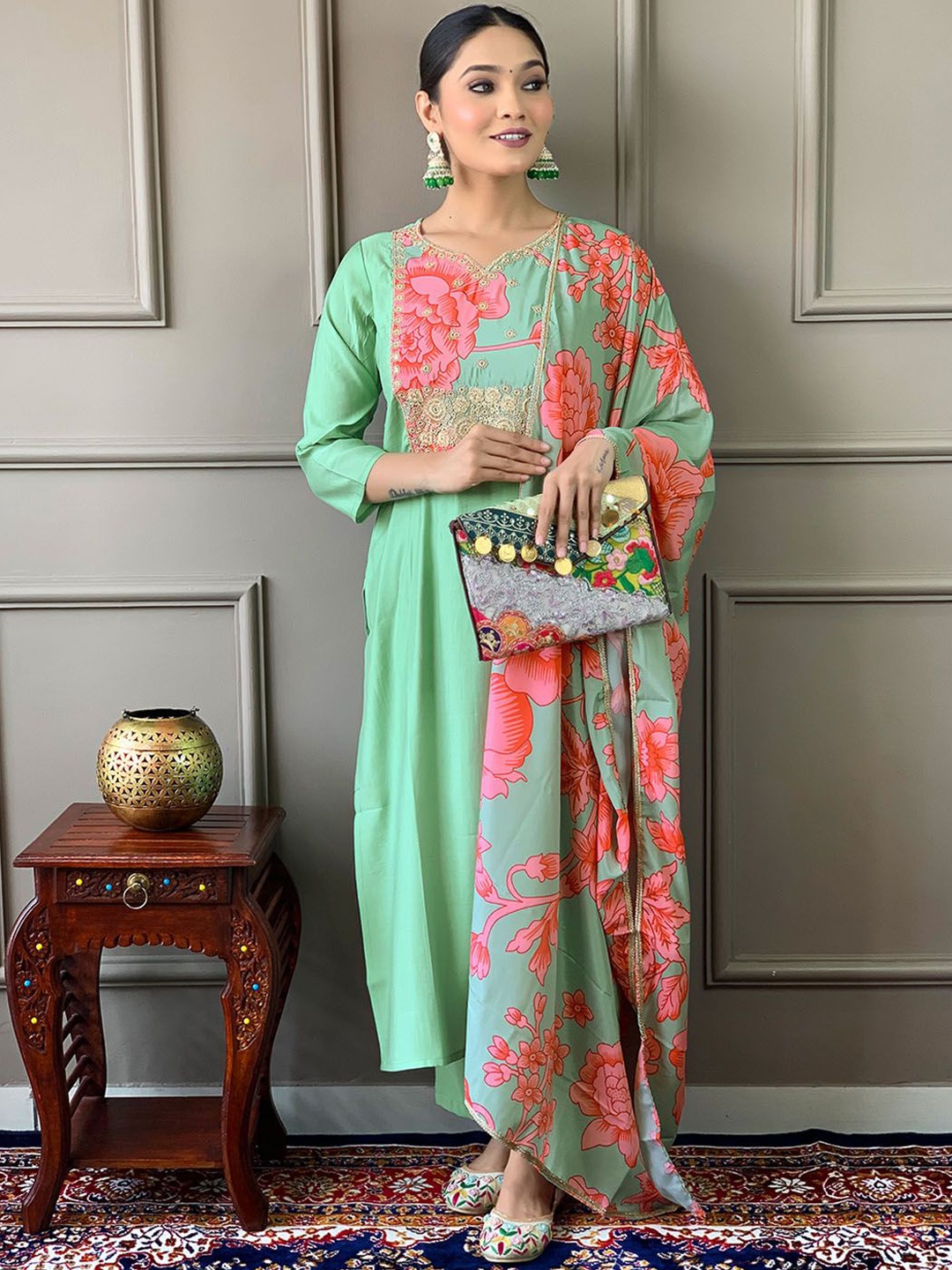 

KALINI Yoke Design Floral Thread Work Notch Neck Straight Kurta With Trousers And Dupatta, Green