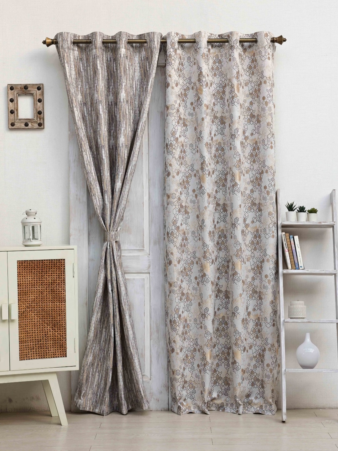 

Ariana Grey & White 2 Pieces Geometric Printed Window Curtains