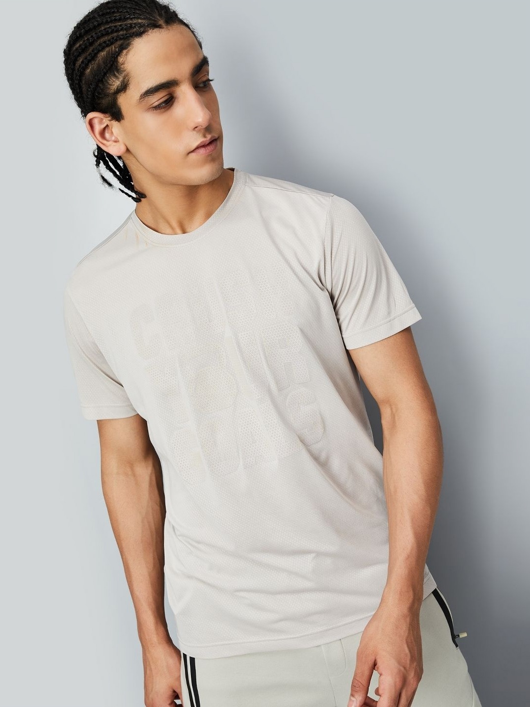 

max Men Typography Printed Round Neck T-shirt, Grey
