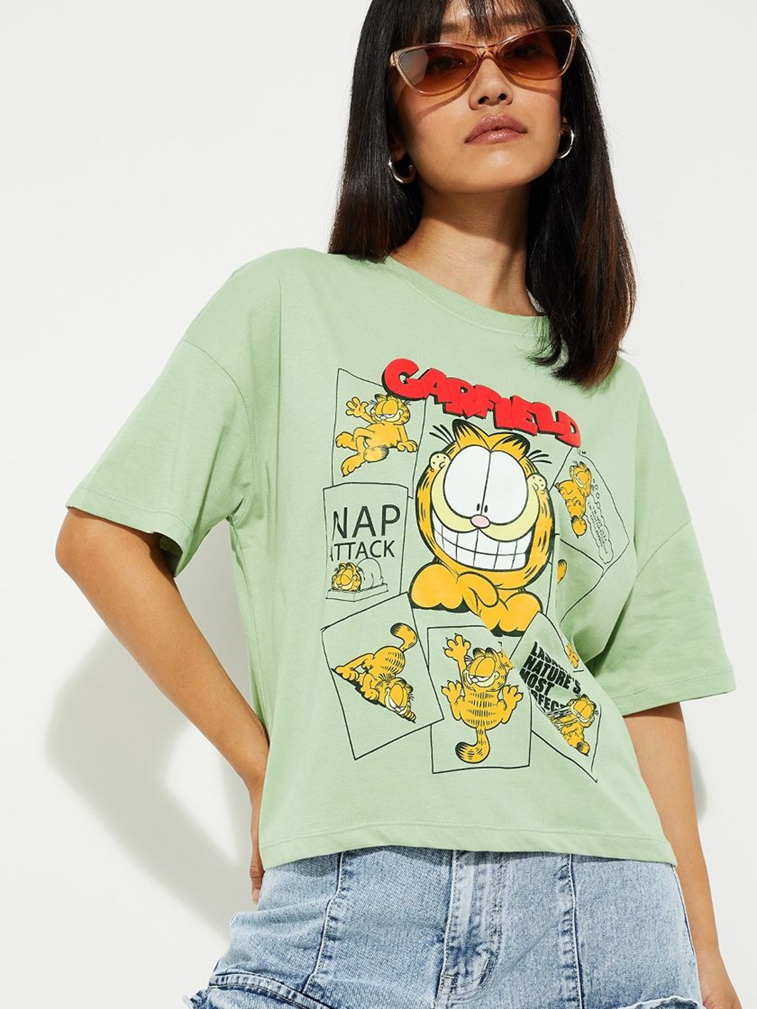 

MAX URB_N Women Garfield Print Boxy Fit T-shirt, Green