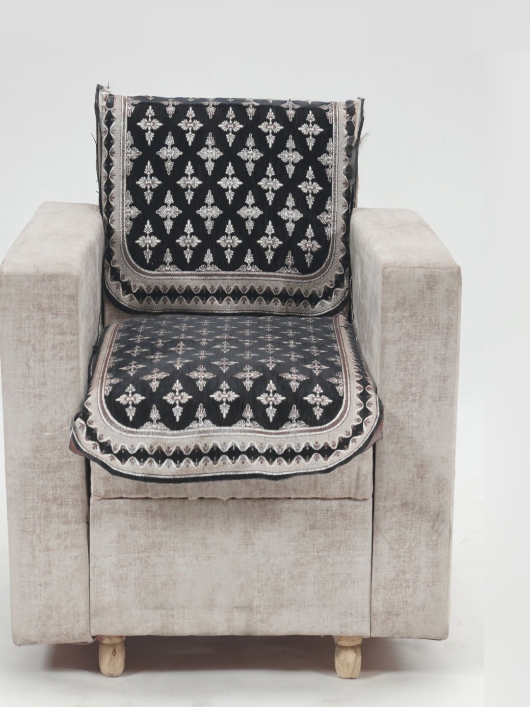

Fashion Throw Grey Embroidered Jacquard 2 Piece Sofa Cover