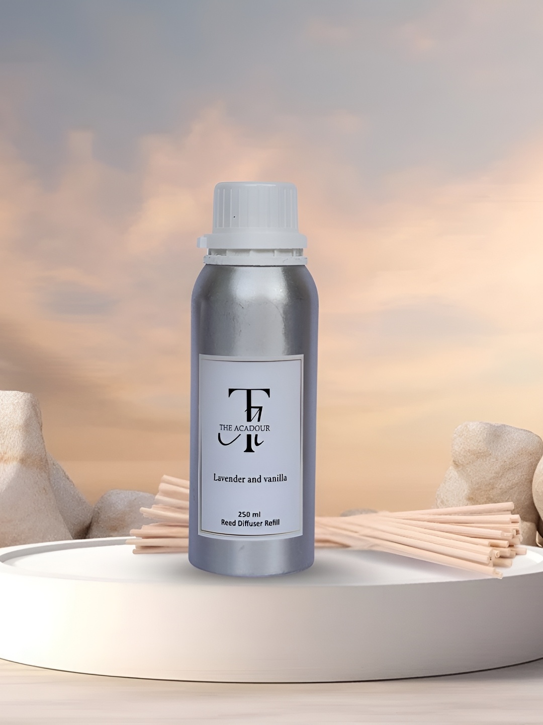 

THE ACADOUR Lavender and Vanilla Reed Silver-Toned Aroma Oil Diffusers 250ml