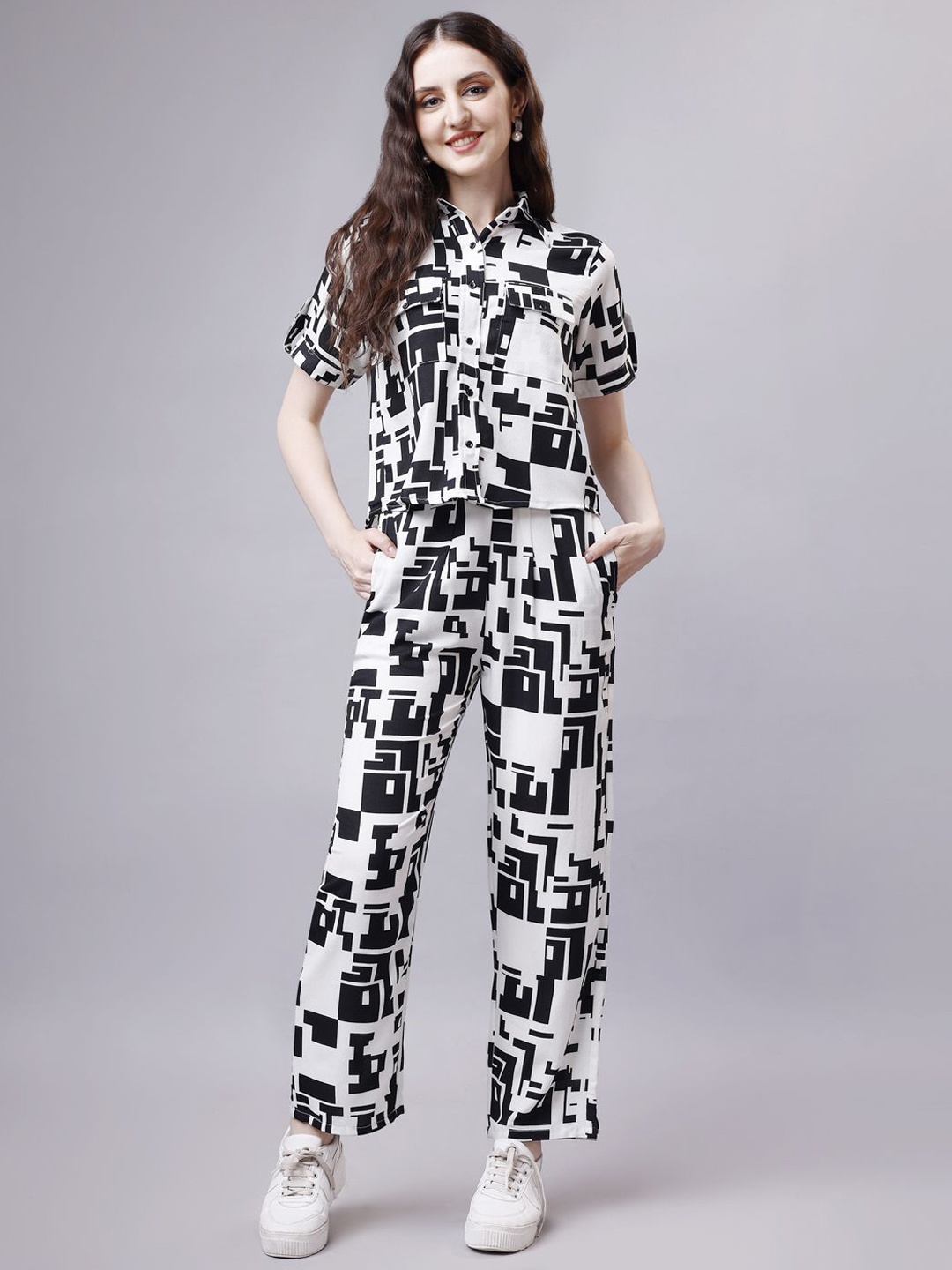 

HOUSE OF MIRA Abstract Printed Shirt Collar Shirt With Trousers, Black