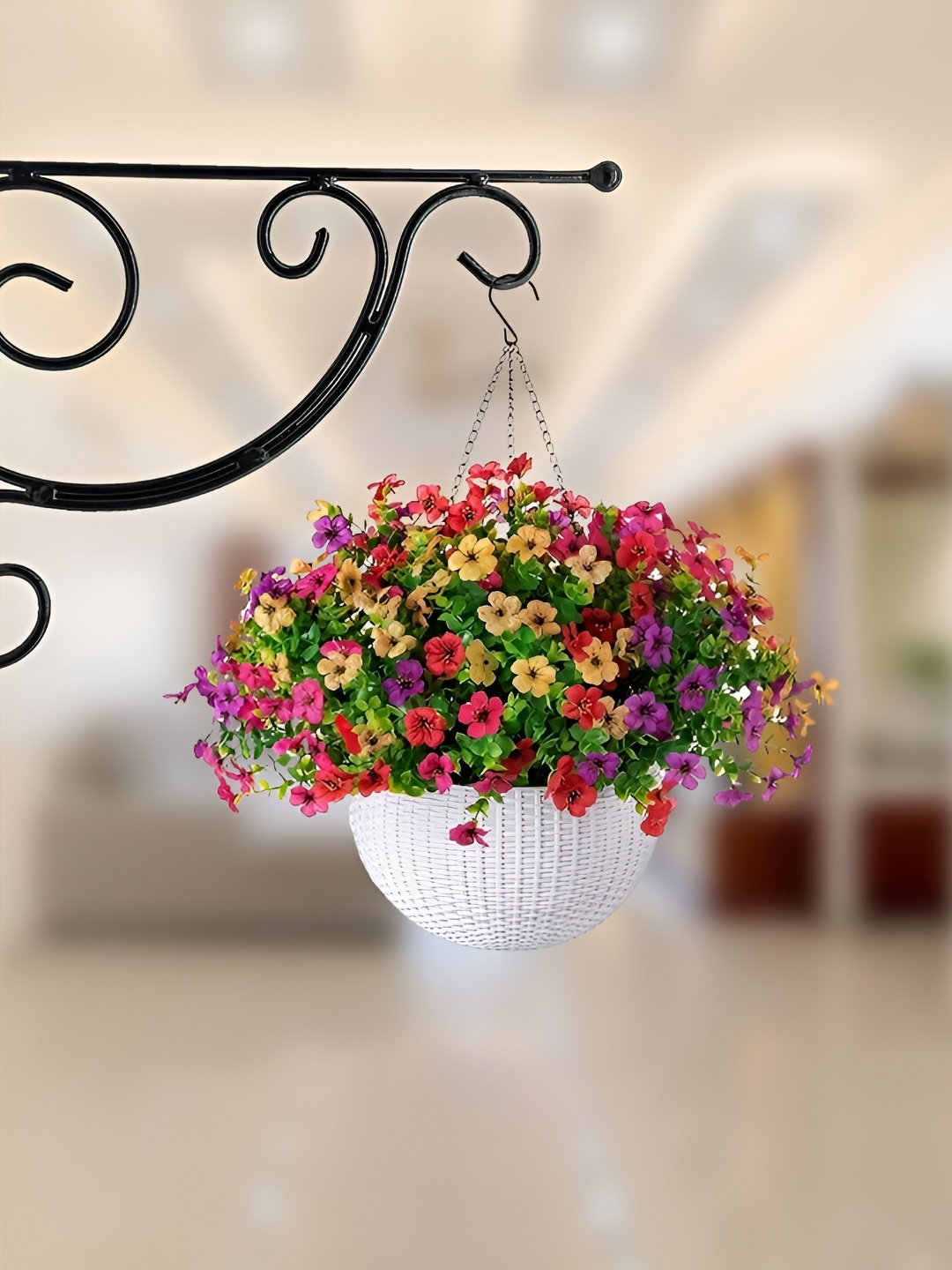 

GARDEN DECO Black Vines Design Wall Bracket