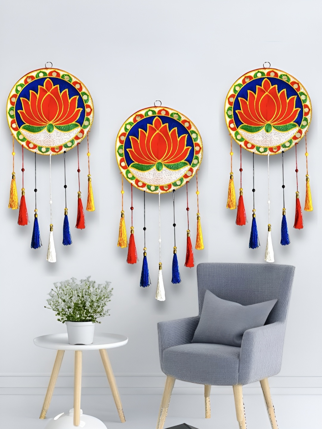 TORNORY Red & Blue 3 Pieces Lotus Embroidered Wall Hangings