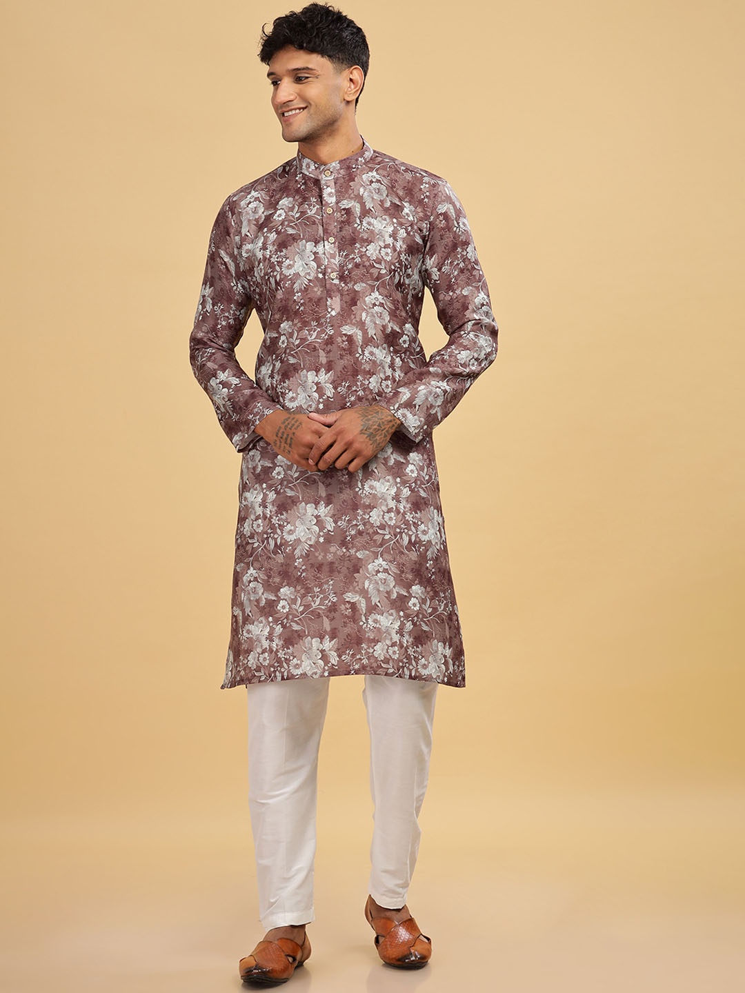 

Anouk Men Brown Floral Printed Band Collar Straight Kurta