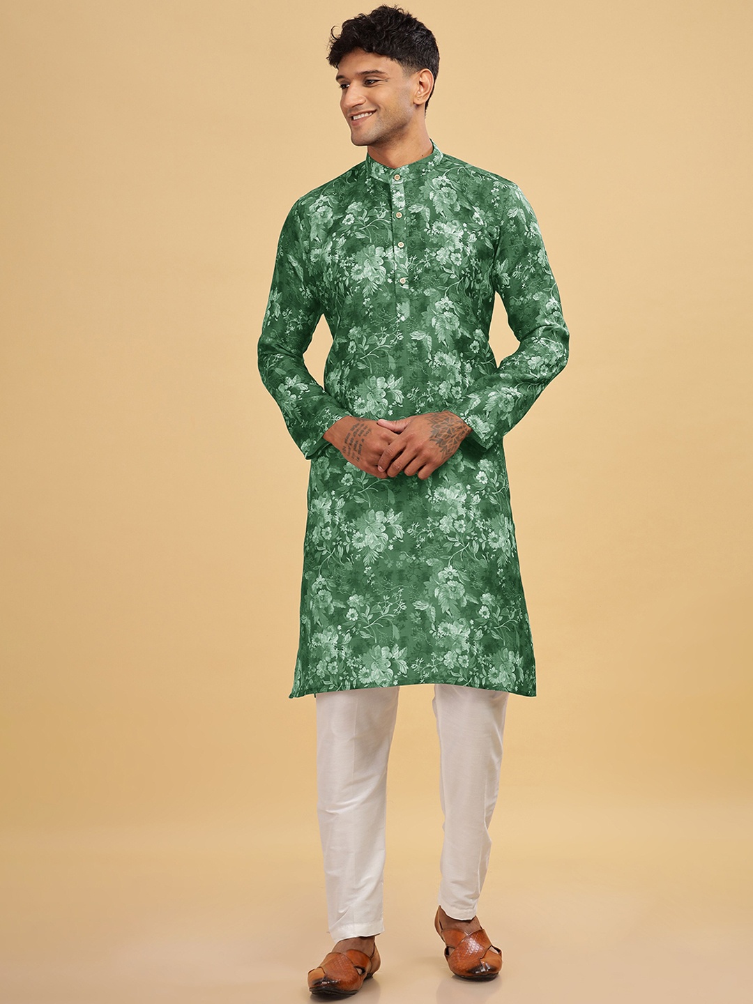 

Anouk Green Floral Printed Band Collar Pure Cotton Straight Kurta