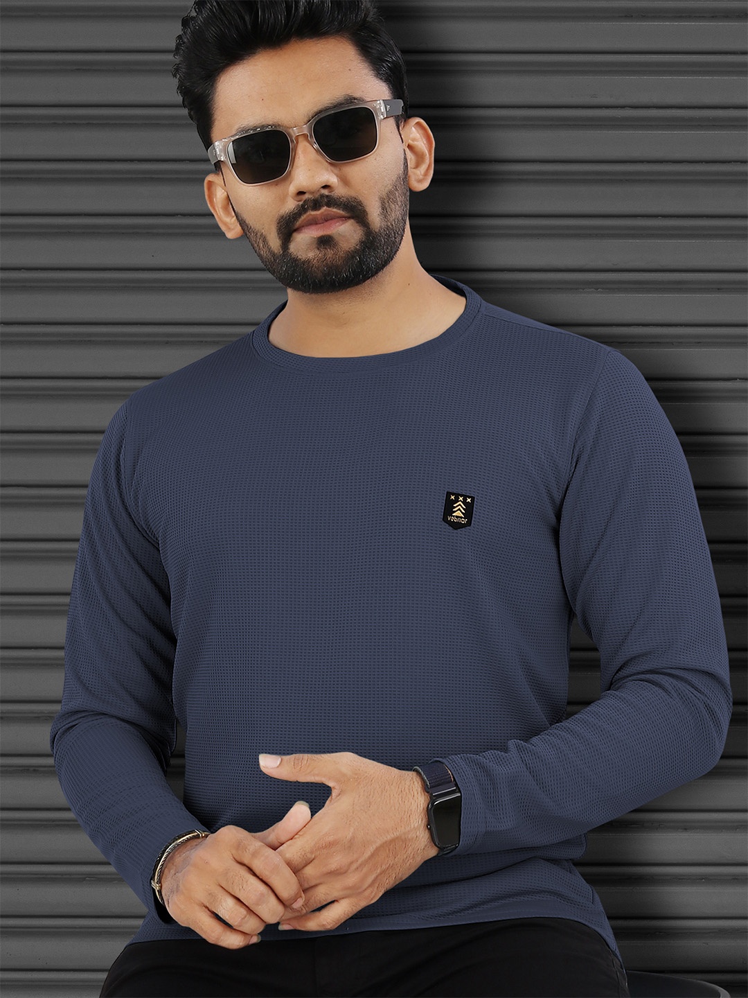

VeBNoR Men Self Design Long Sleeves Casual T-shirt, Grey