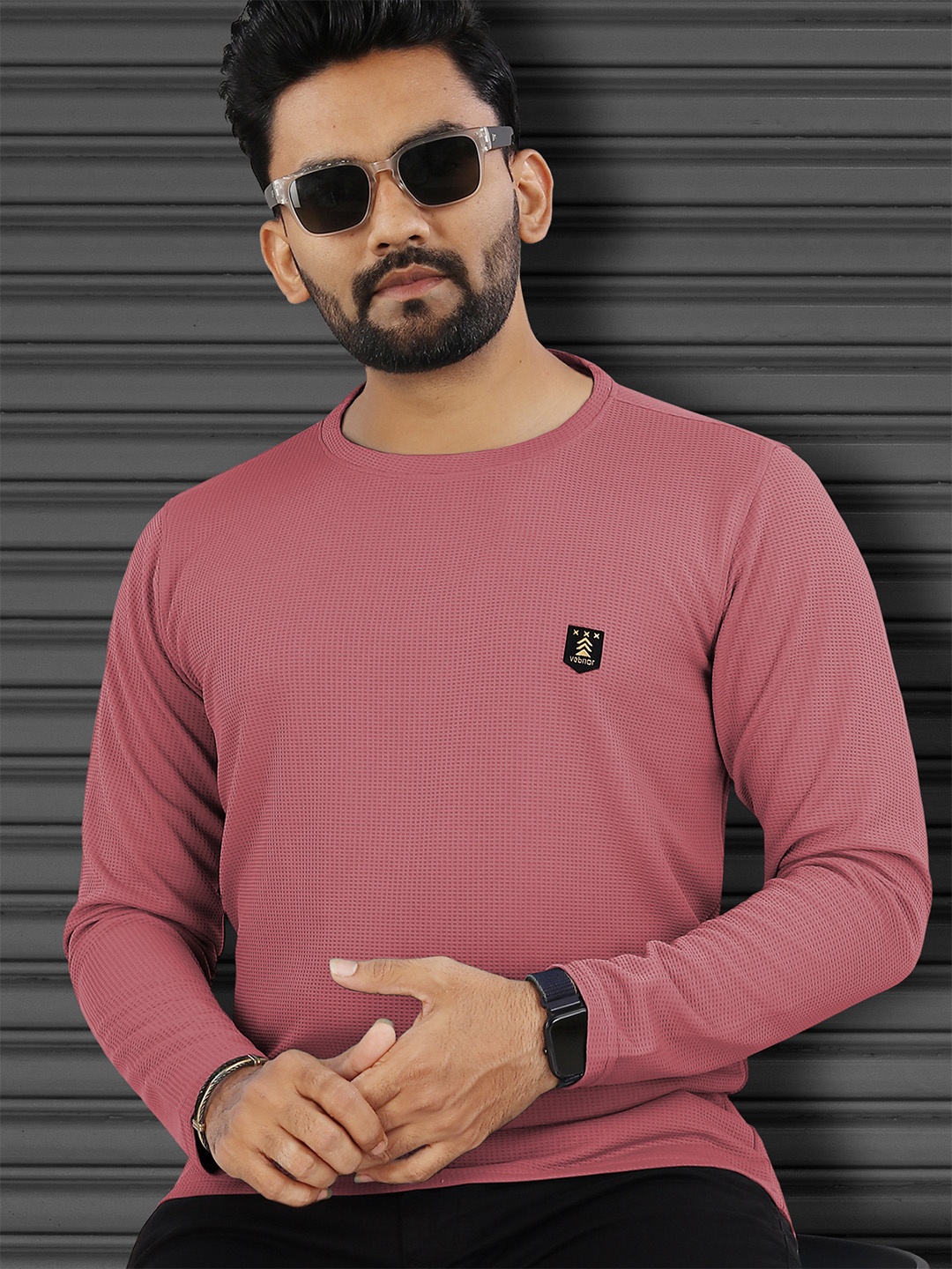 

VeBNoR Men Self Design Round Neck T-shirt, Pink