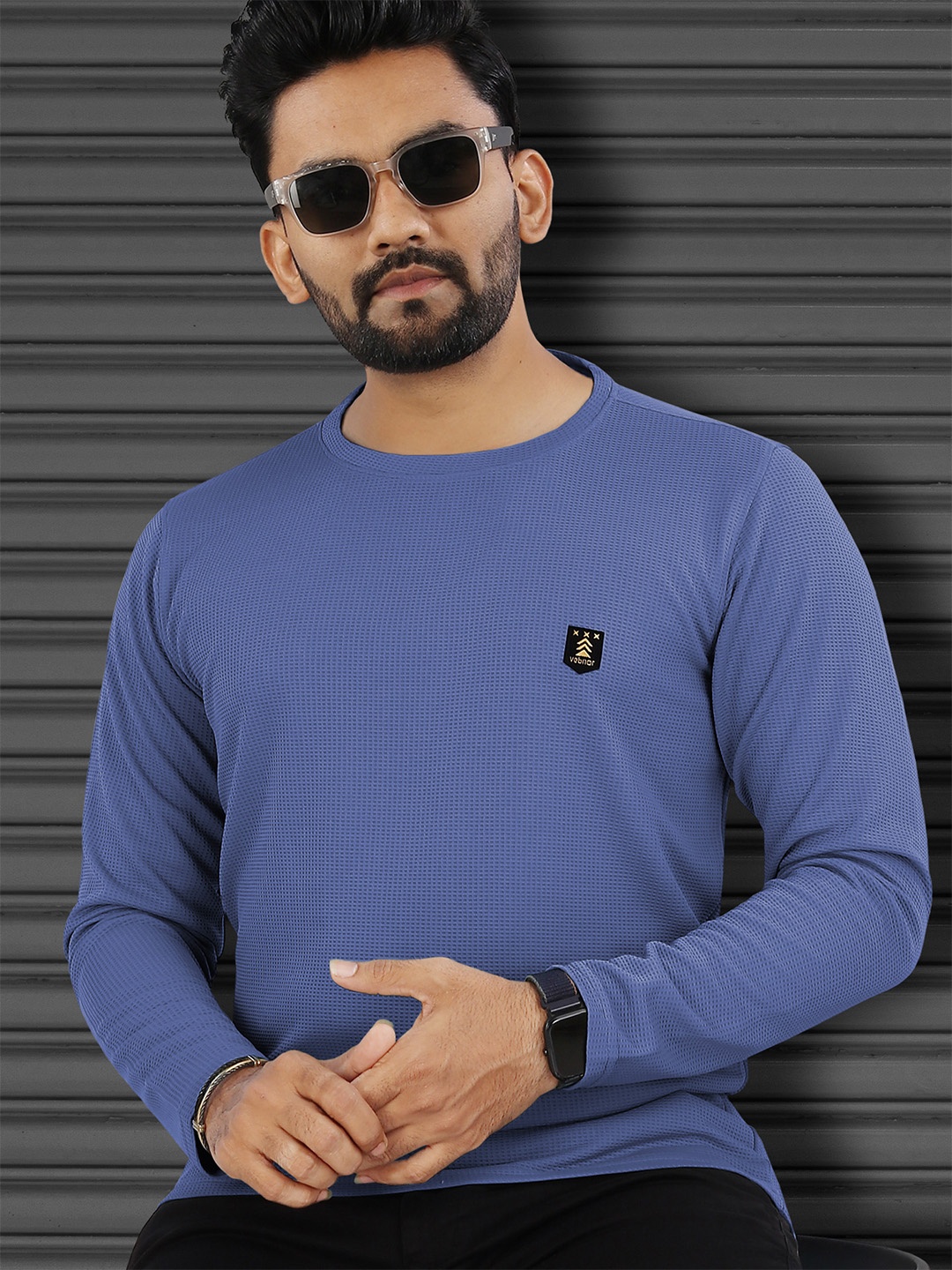 

VeBNoR Men Self Design Round Neck T-shirt, Purple