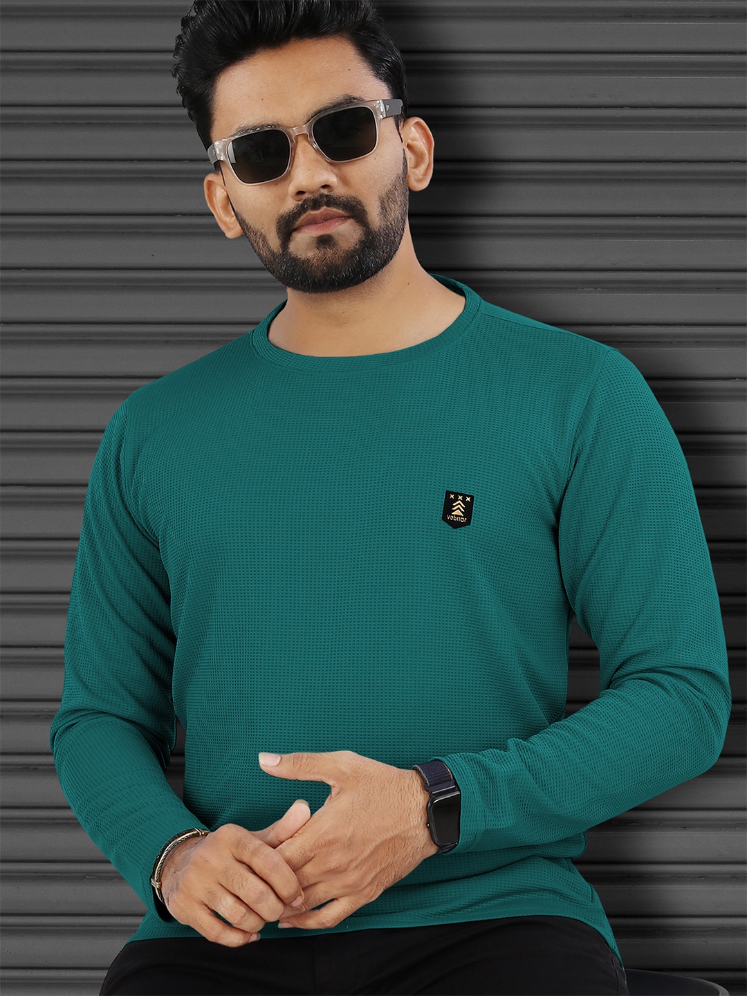 

VeBNoR Men Self Design Round Neck Casual T-shirt, Green