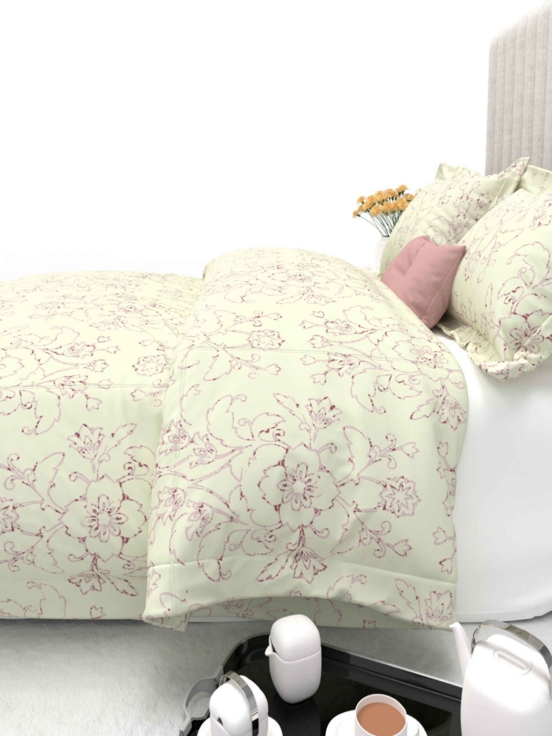 

THE WHITE MOSS Purple Floral Printed Cotton 600 TC King Bedsheet Set-2.5m x 2.75m