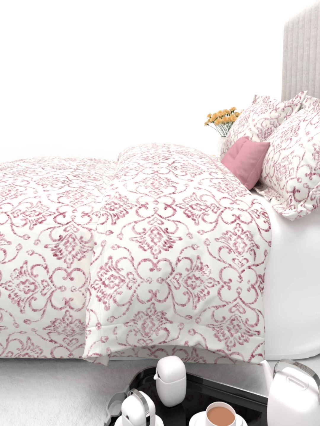 

THE WHITE MOSS White & Pink Floral 600 TC King Bedsheet with 2 Pillow Covers