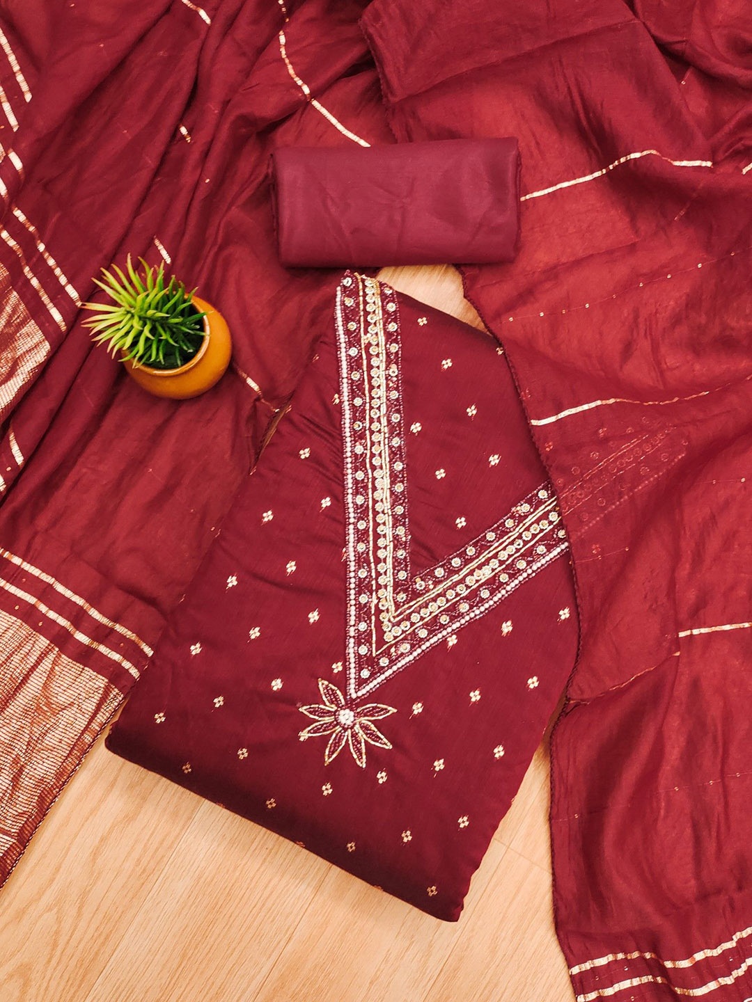 

KALINI Ethnic Motifs Printed Beads And Stones Unstitched Dress Material, Red