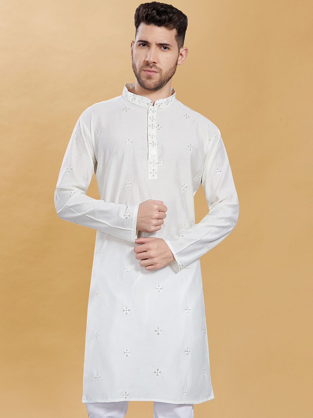 

DIVISIVE Floral Embroidered Mandarin Collar Thread Work Kurta, Cream