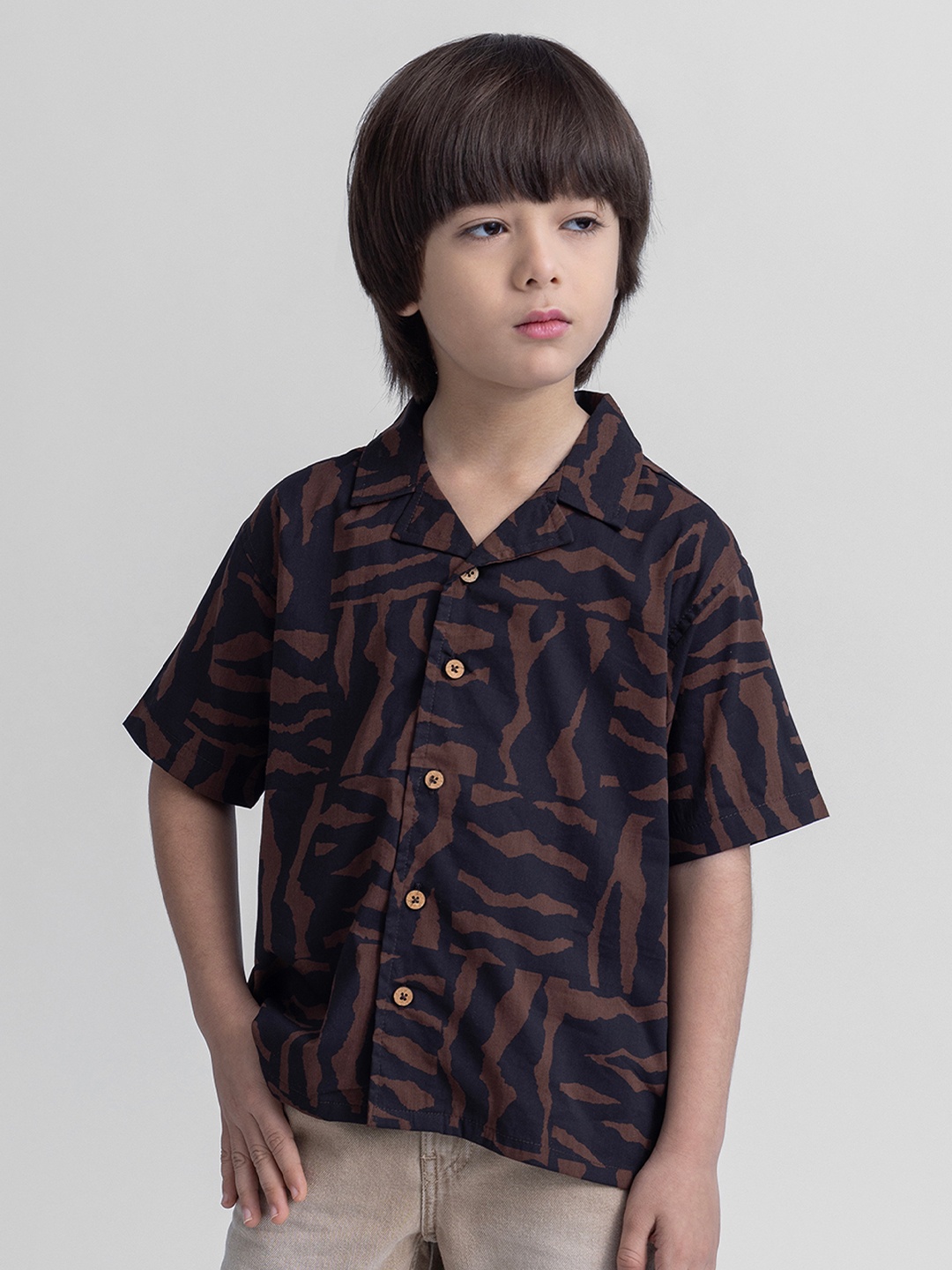 

taffykids Boys Relaxed Fit Cuban Collar Abstract Printed Cotton Casual Shirt, Black