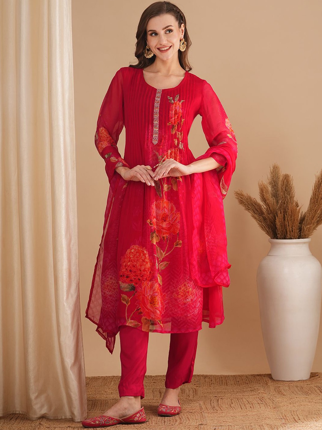 

FASHOR Floral Printed Round Neck Pleated Kurta With Trousers & Dupatta, Pink