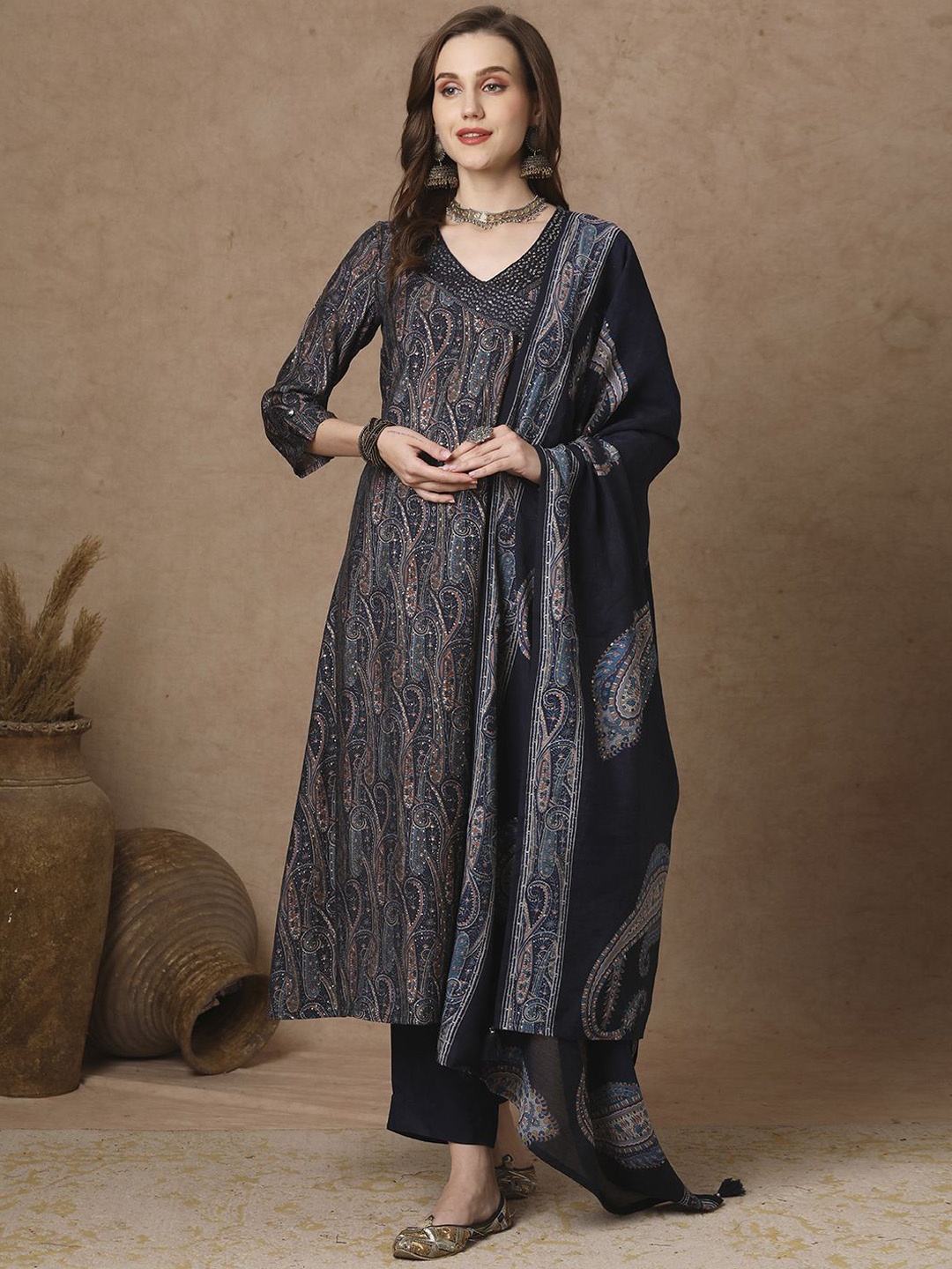 

FASHOR Navy Blue Paisley Printed V-Neck Sequinned Straight Kurta With Trousers & Dupatta