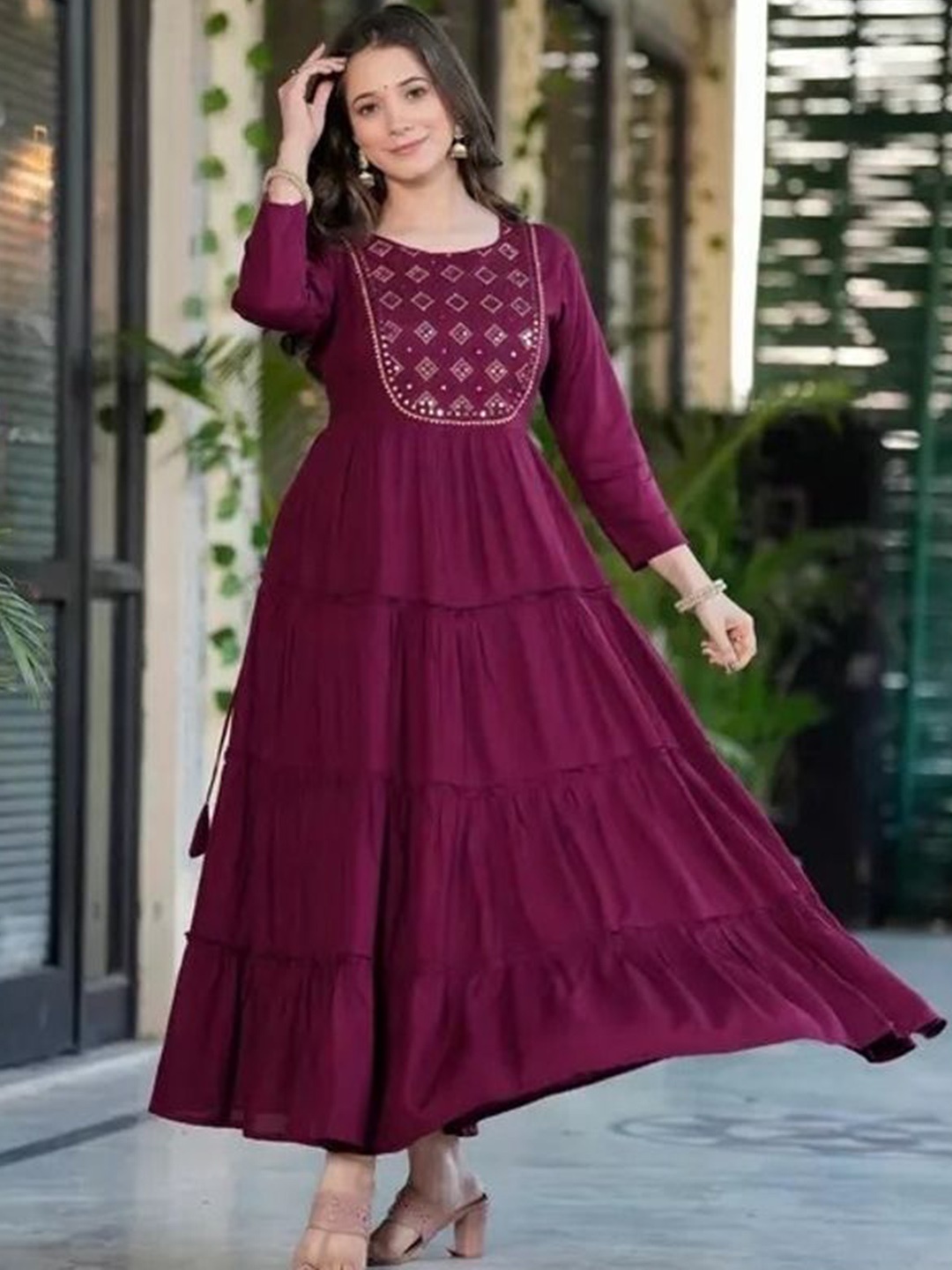 

CHARVI CREATION Geometric Yoke Design Mirror Work Anarkali Kurta, Purple