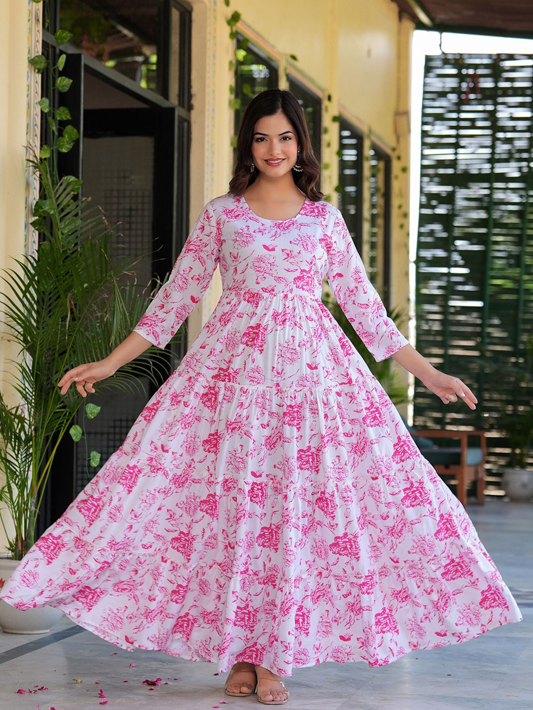 

CHARVI CREATION Floral Printed Round Neck Anarkali Kurta, Pink