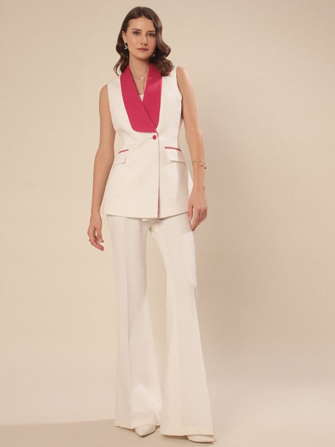 

VOLCAPE CALISTA Shawl Collar Sleeveless Double-Breasted Slim Fit Waistcoat And Trousers, White