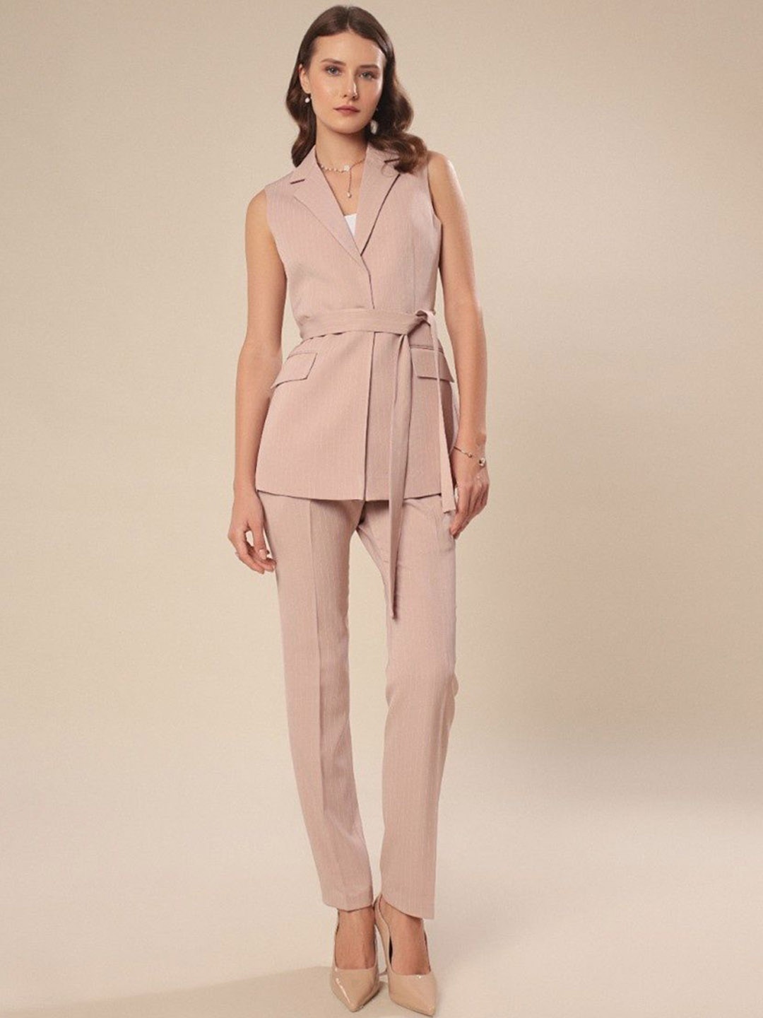 

VOLCAPE ZADIE Shawl Collar Long Sleeves Single-Breasted Slim Fit Blazer With Trousers, Beige