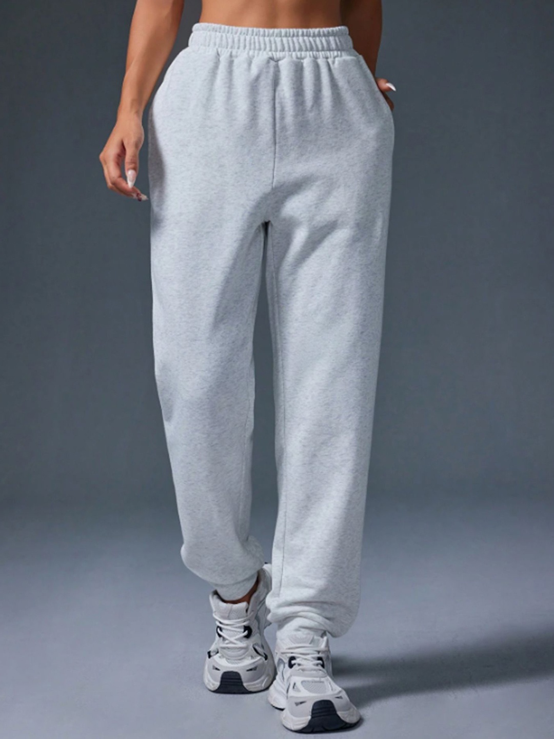 

Roadster Women Super Slim-Fit Joggers, Grey