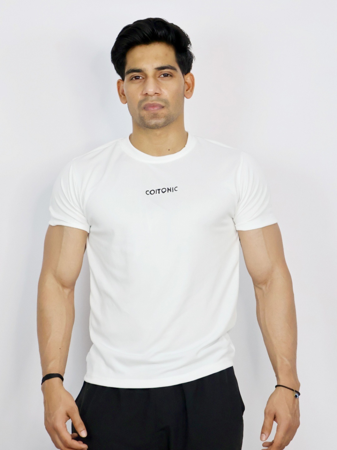 

Coitonic Men Typography Printed Round Neck Slim Fit T-shirt, White