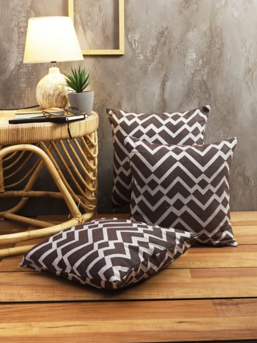 

Aura Brown & White 3 Pieces Geometric Printed Square Cushion Covers