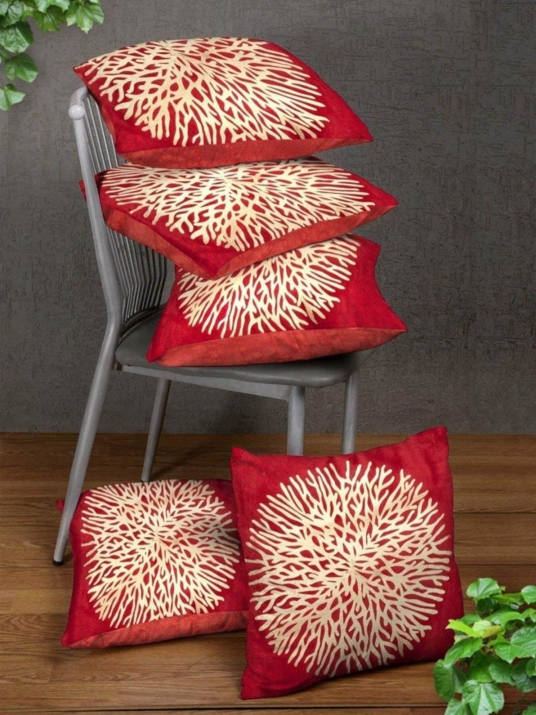

Aura Red & Gold-Toned 5 Pieces Abstract Printed Velvet Square Cushion Covers