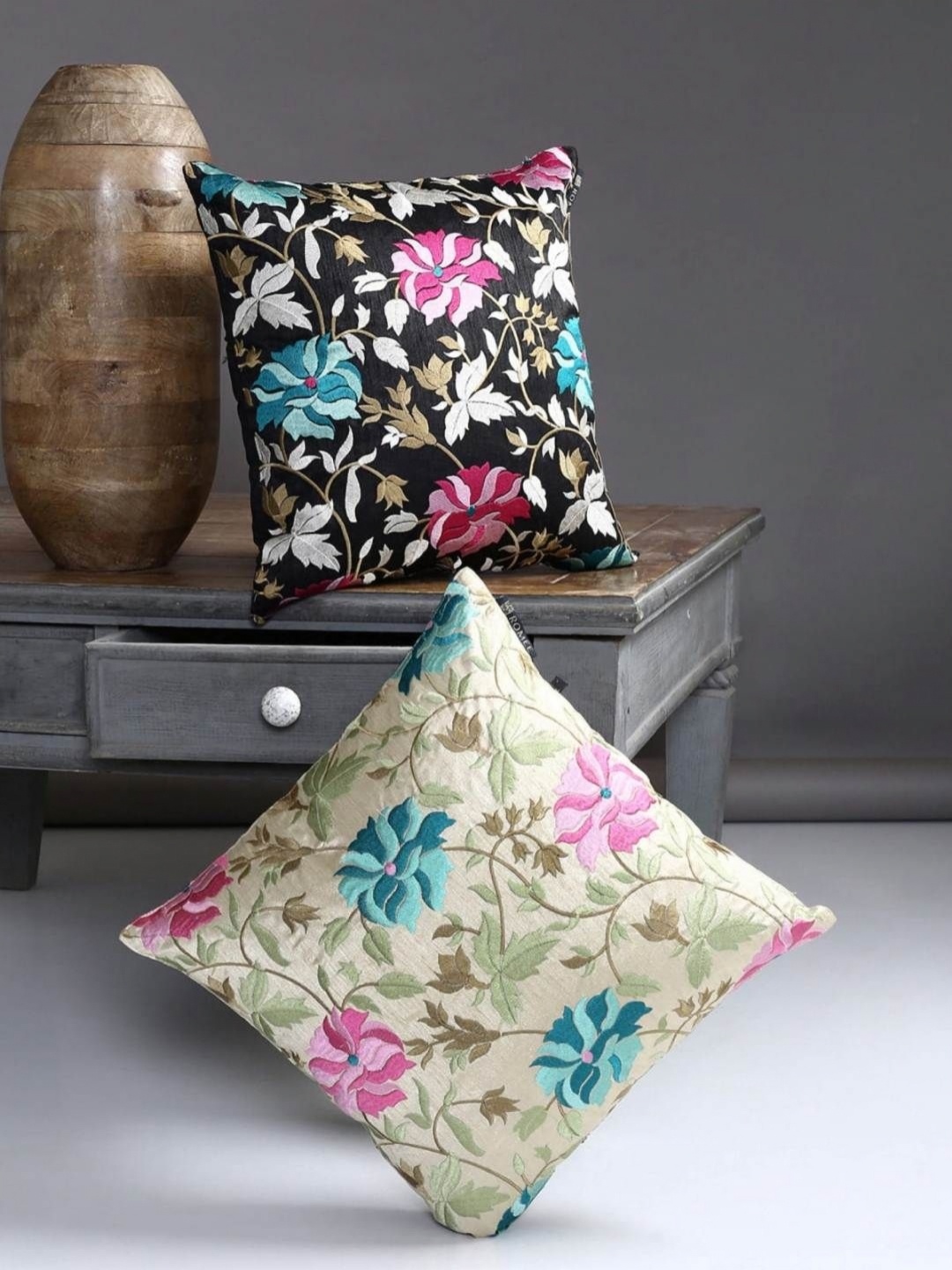 

Aura Black & White 2 Pieces Floral Embroidered Square Cushion Covers