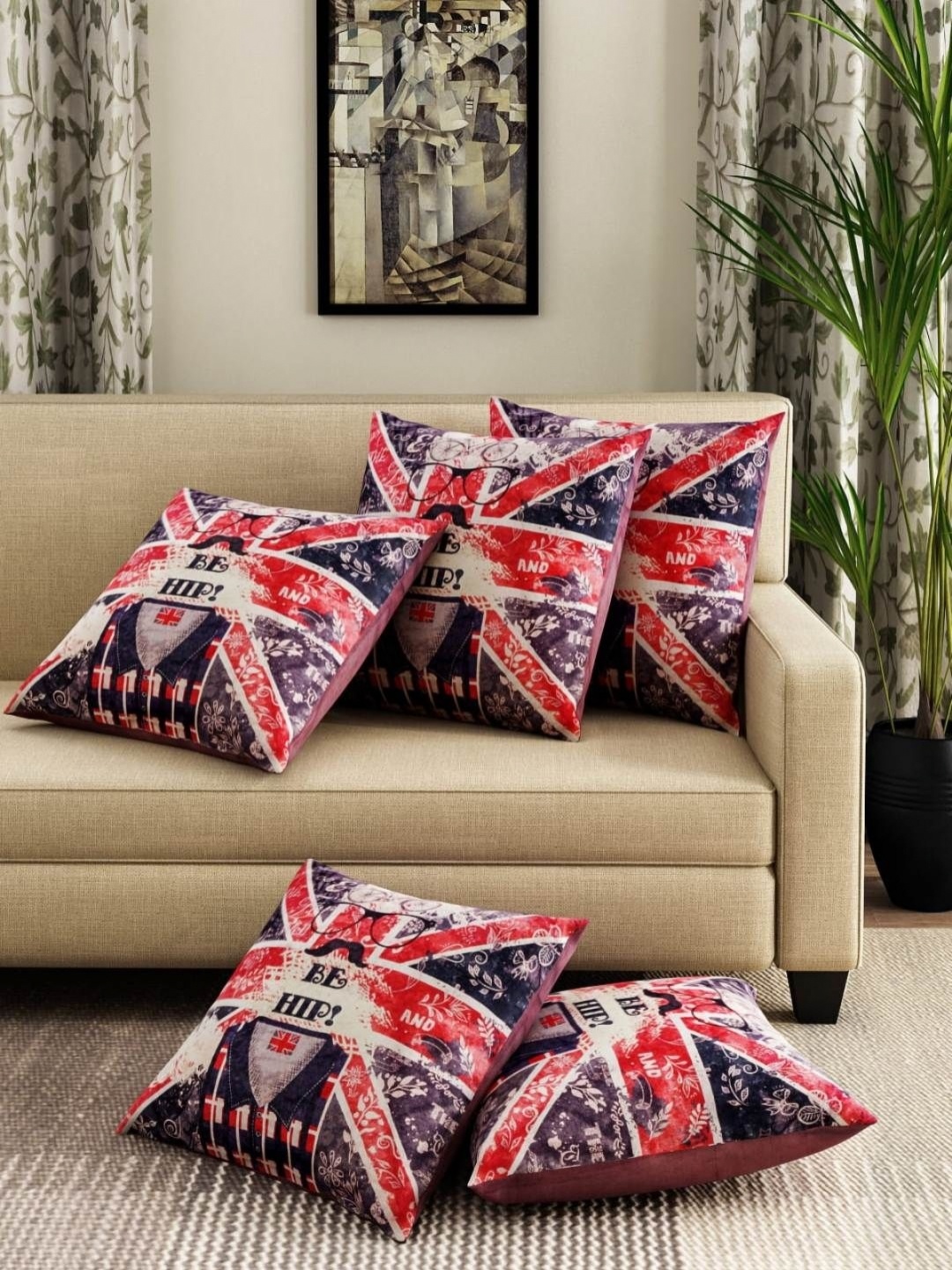 

Aura Blue & Red 5 Pieces Geometric Printed Velvet Square Cushion Covers