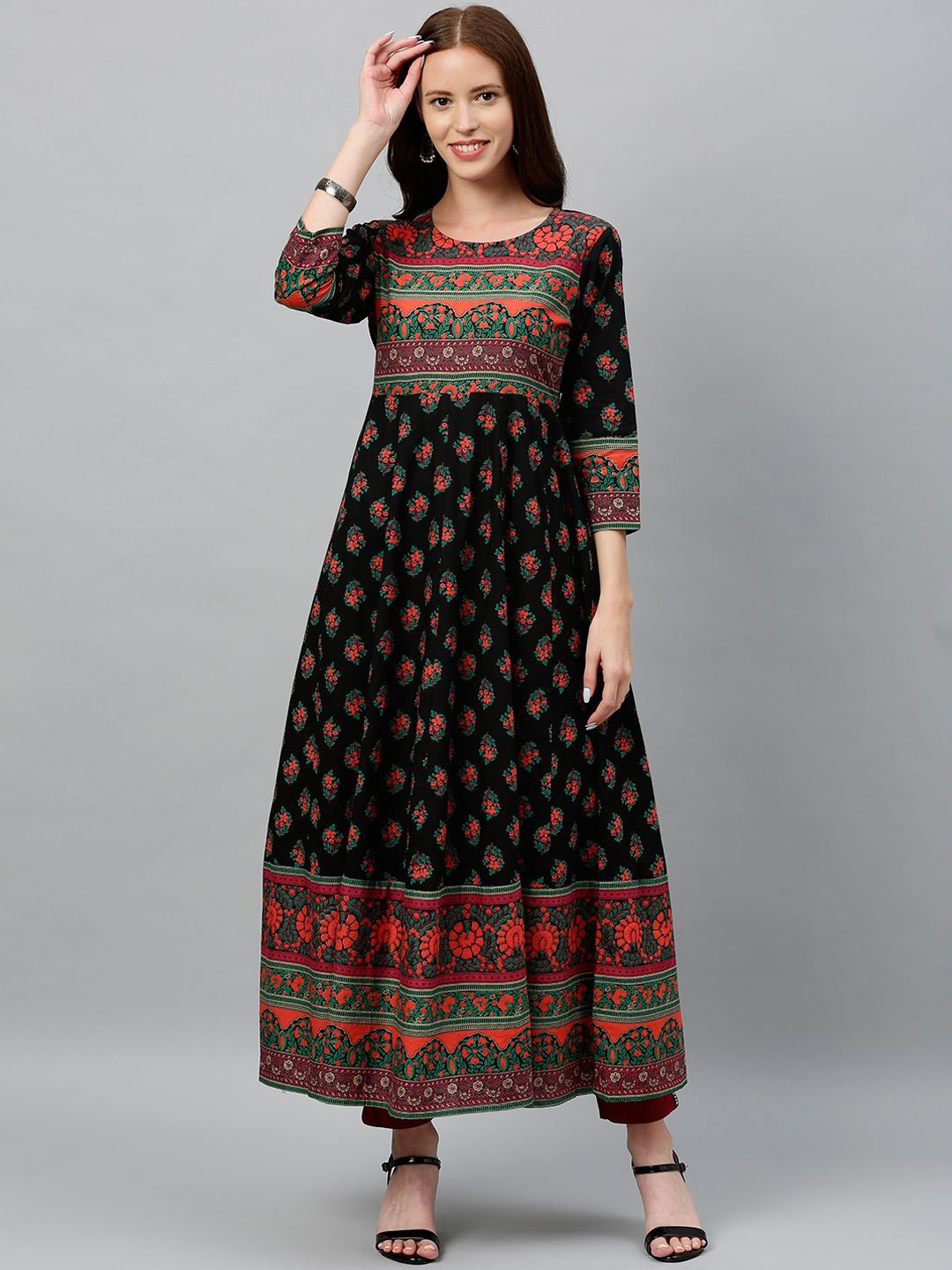 

KALINI Floral Printed Round Neck Anarkali Kurta, Black