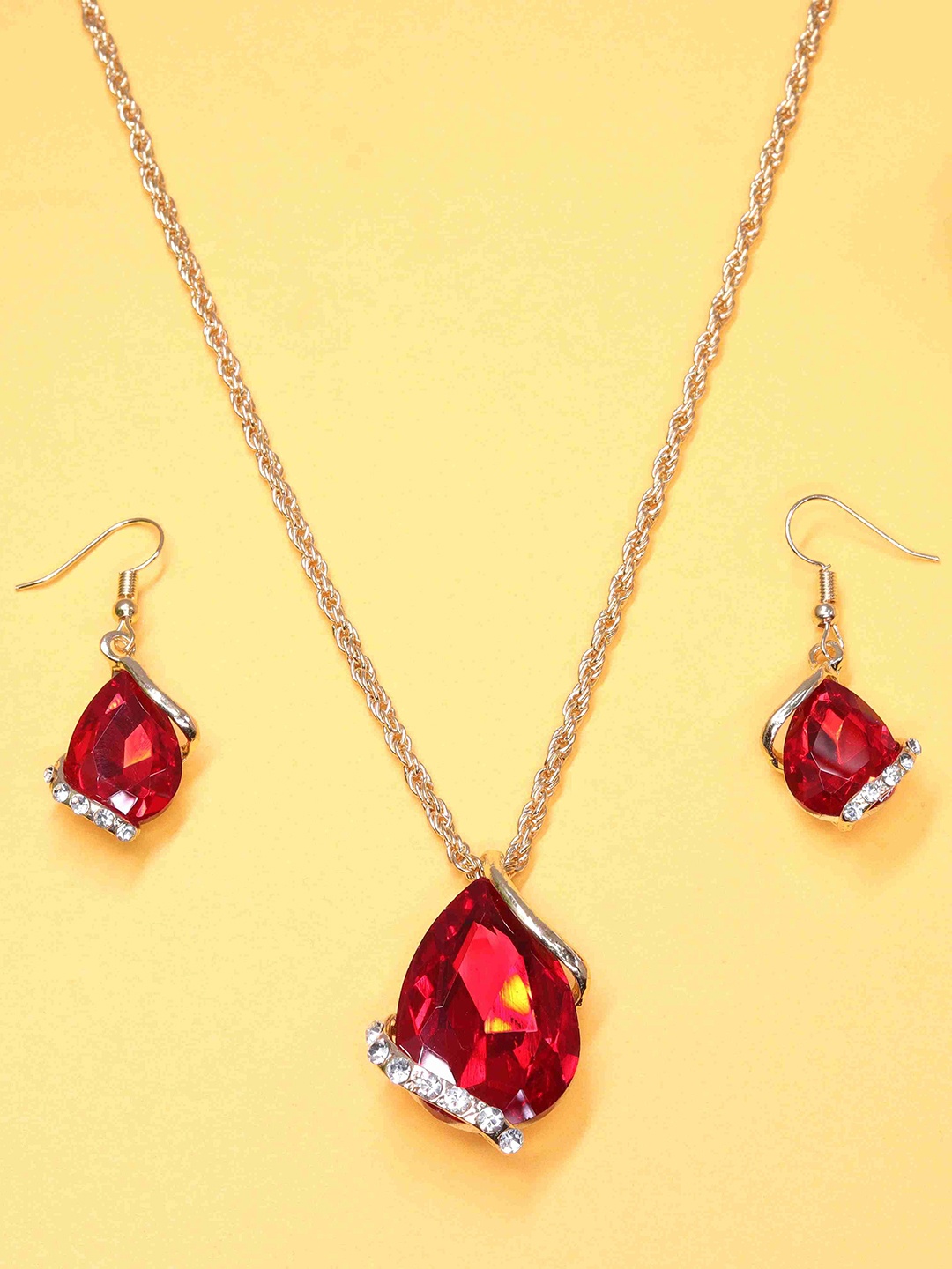 

GOLD CASH Gold-Plated Crystals Stone-Studded Anti-Tarnish Jewellery Set