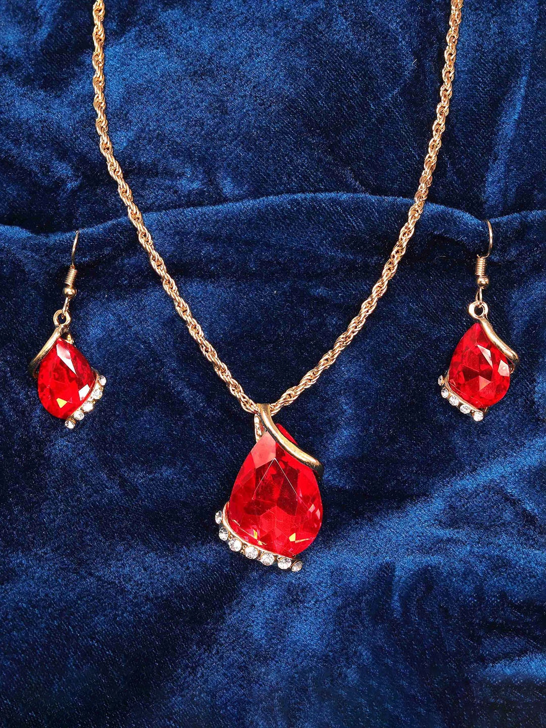 

GOLD CASH 22K Gold Plated Cubic Zirconia & Crystal Studded Jewellery Set