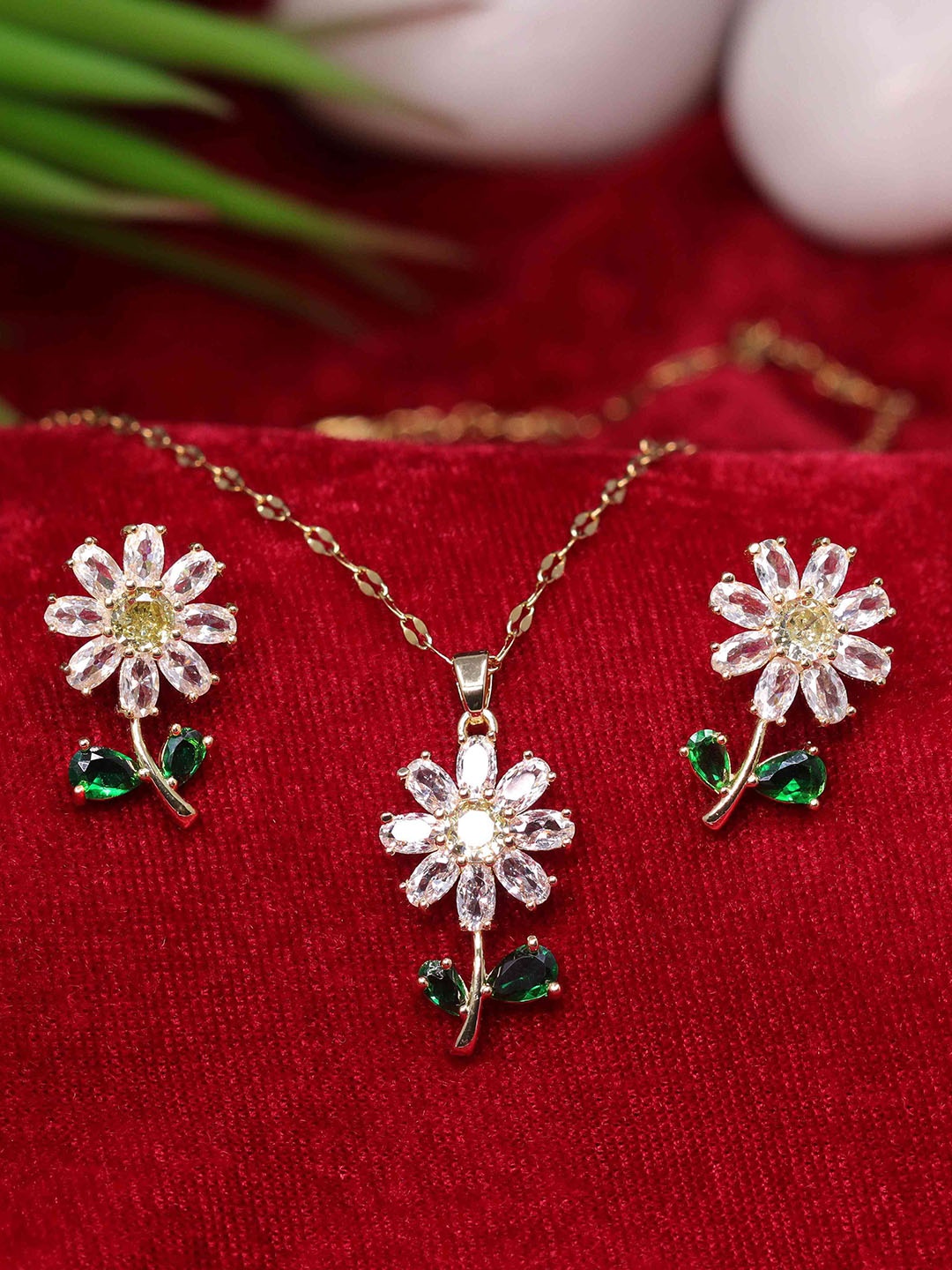 

GOLD CASH 22K Gold Plated Cubic Zirconia & American Diamond Studded Leaf Jewellery Set