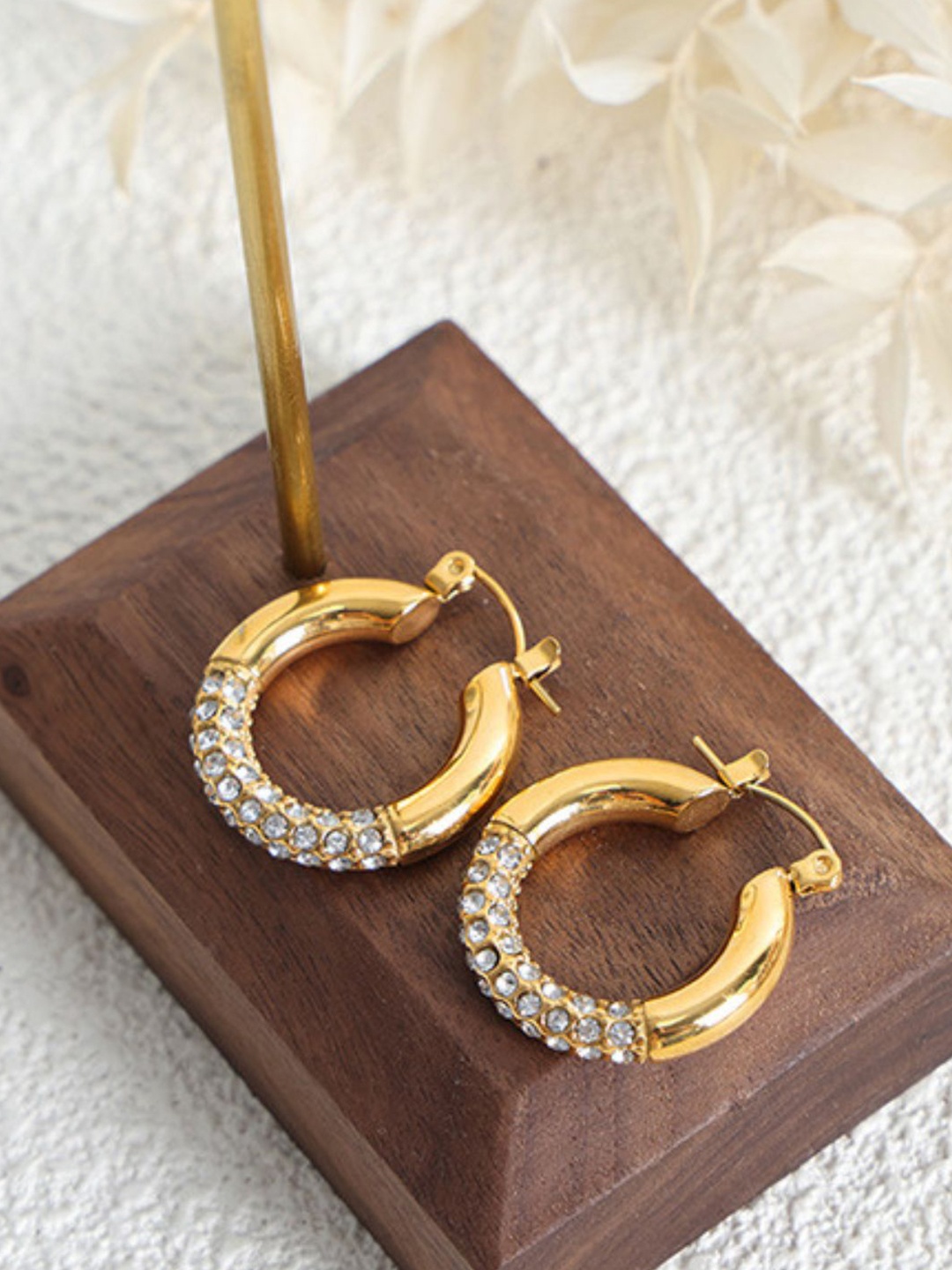 

AQUASTREET 18K Gold Plated Waterproof Antitarnish Titanium Steel Rhinestone Hoop Earrings
