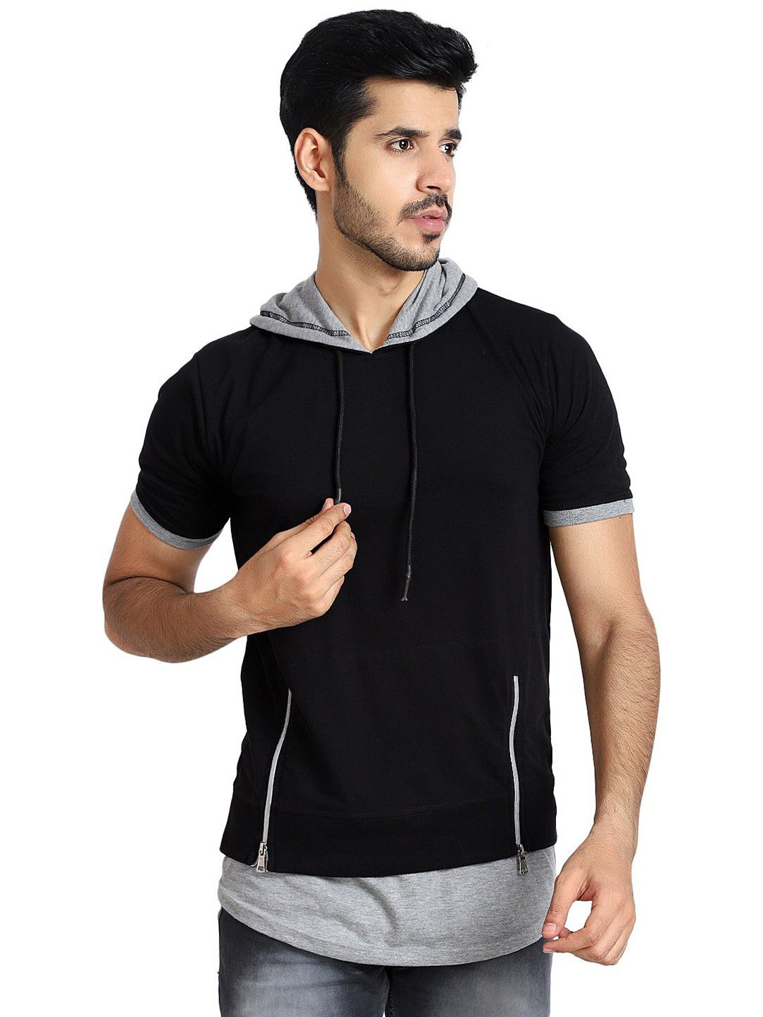 

Black Collection Men Solid Cotton T-shirt