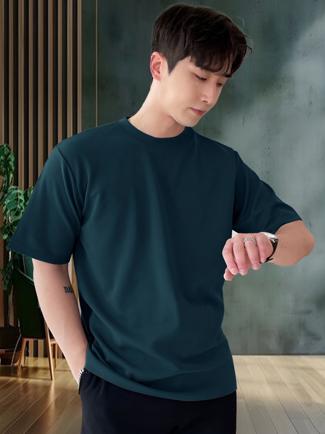 

madfrog Men Solid Round Neck Cotton Relaxed Fit T-shirt, Teal