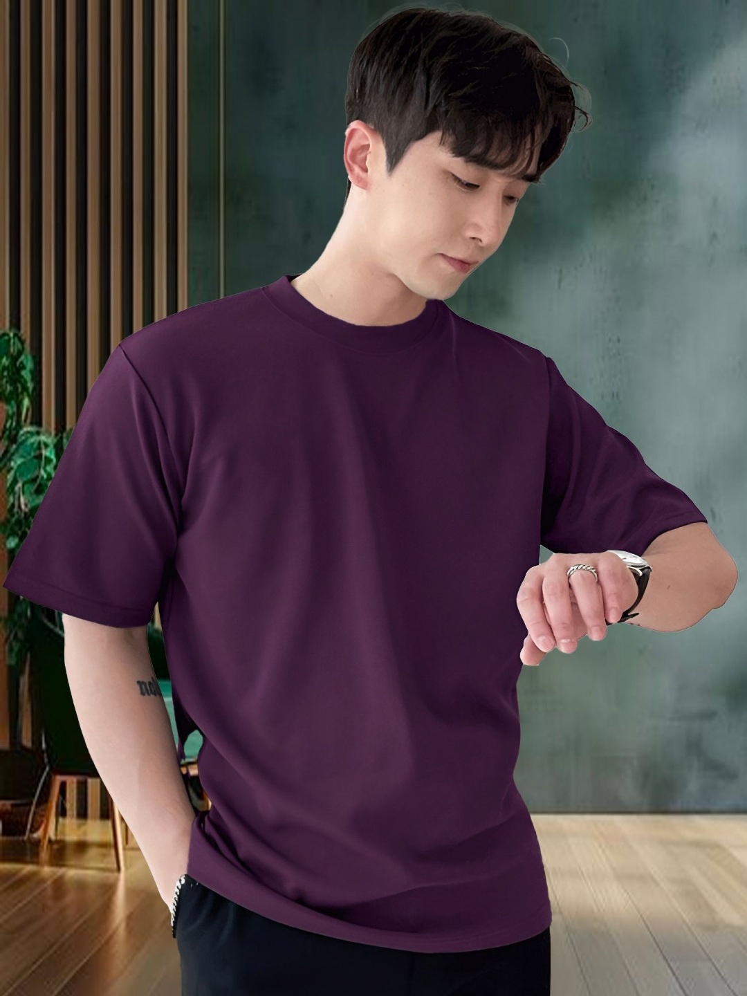 

madfrog Men Solid Round Neck Cotton Relaxed Fit T-shirt, Purple