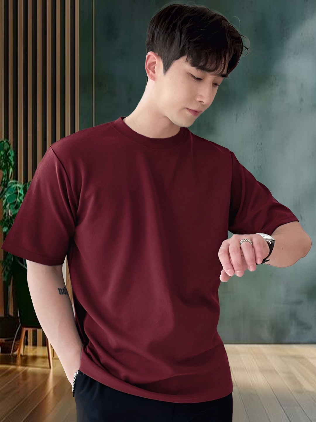 

madfrog Men Solid Round Neck Cotton Relaxed Fit T-shirt, Maroon