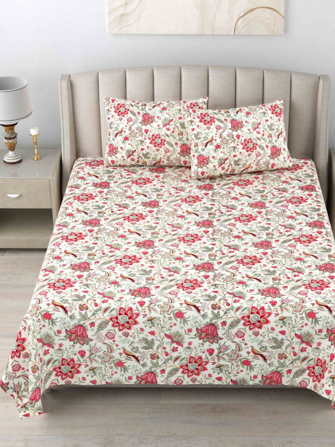 

BILBERRY Beige & Red Floral Printed Pure Cotton 180 TC King Bedsheet Set 4.57m x 4.57m