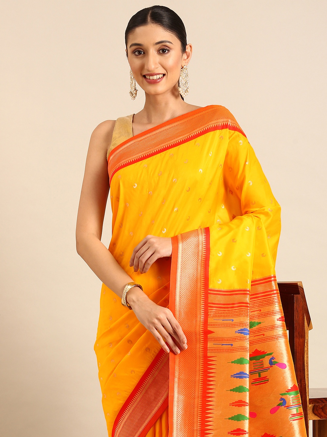 

Mitera Woven Design Zari Paithani Saree, Yellow