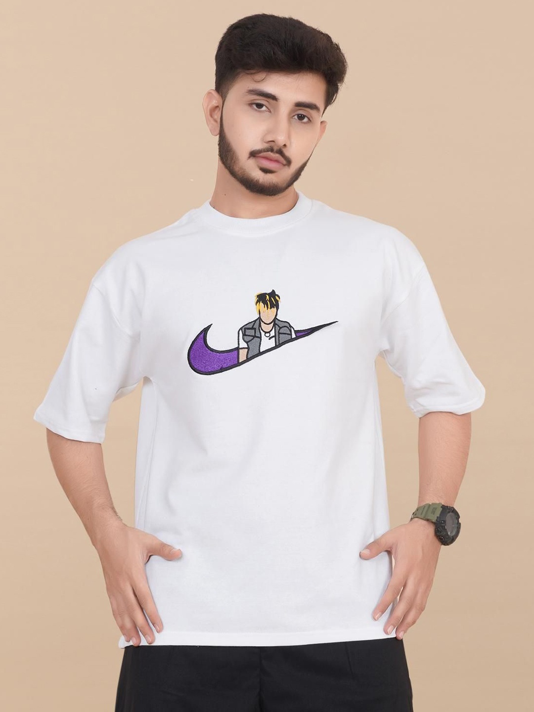 

BLURR Men Graphic Printed Relaxed Fit Cotton T-shirt, White